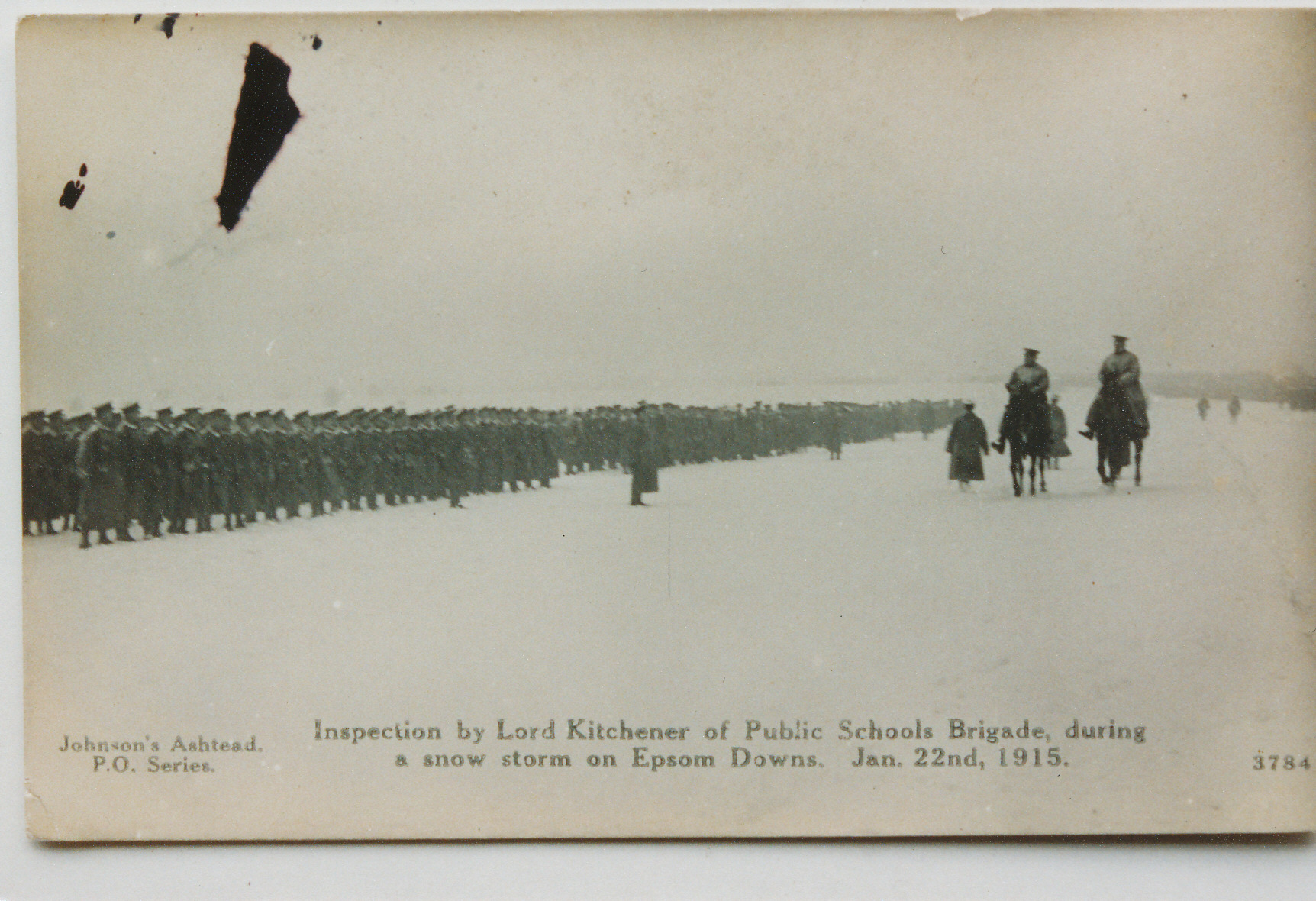 20,000 men paraded on the Downs in WW1