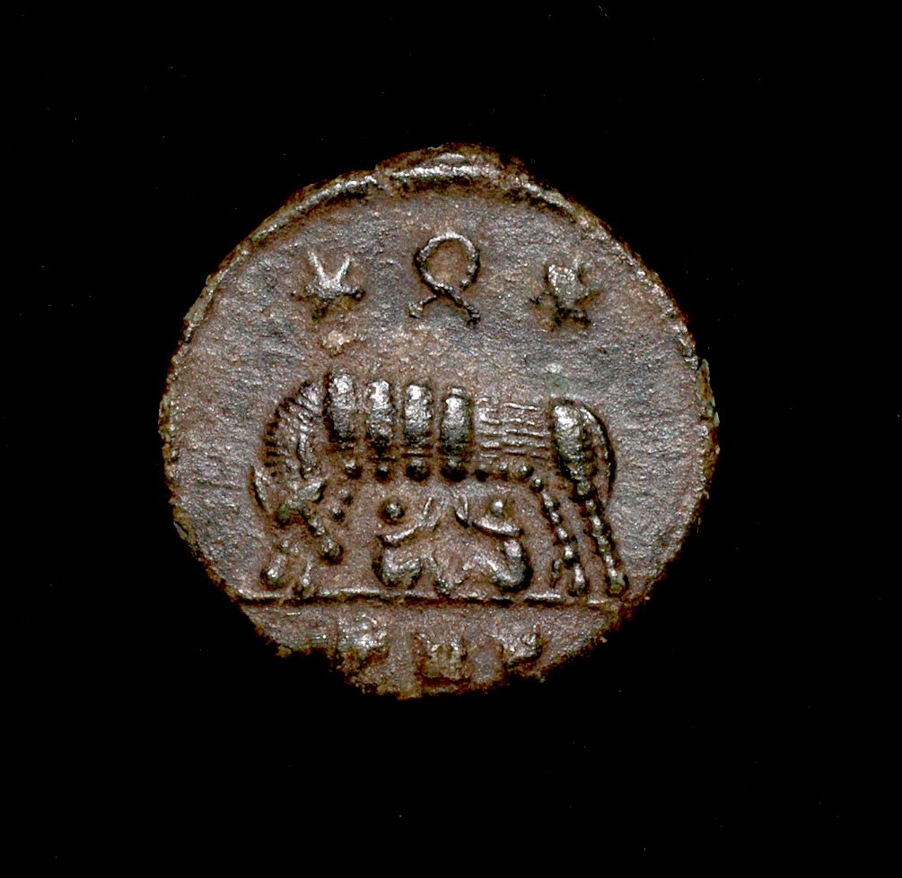Coin showing Romulus and Remus with a she-wolf